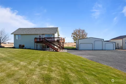 8801 NE Stonecrest Rd, Moses Lake, WA 98837