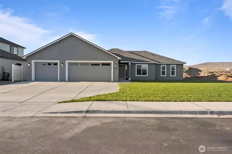 203 Rattray Dr, Mattawa, WA 99349