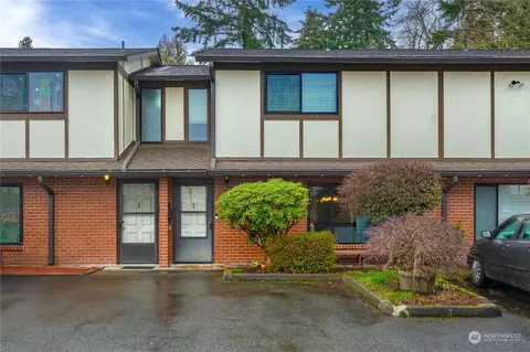 212 SW 146th St #208, Burien, WA 98166