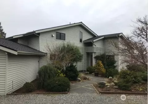 4852 Wilkinson Rd, Langley, WA 98260