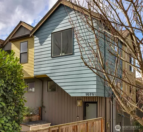 10701 Greenwood Ave N #D, Seattle, WA 98133