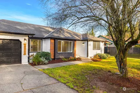 12717 114th St E, Puyallup, WA 98374
