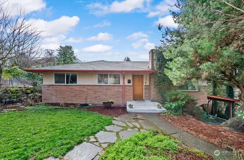 5101 S Frontenac St, Seattle, WA 98118