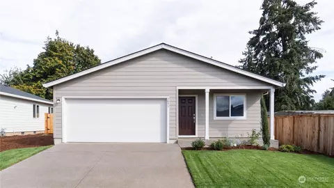 2051 Kayla Ct, Longview, WA 98632