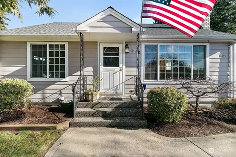 8415 E St, Tacoma, WA 98445