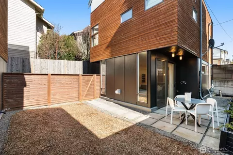 Exterior - 1806 24th Ave S, Seattle, WA 98144 photo 3 of 7