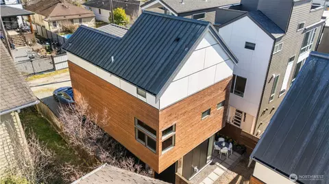 Exterior - 1806 24th Ave S, Seattle, WA 98144 photo 6 of 7