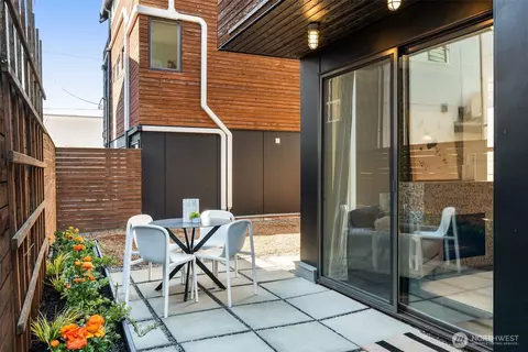 Exterior - 1806 24th Ave S, Seattle, WA 98144 photo 2 of 7