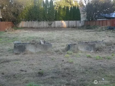 2712 H St SE, Auburn, WA 98002