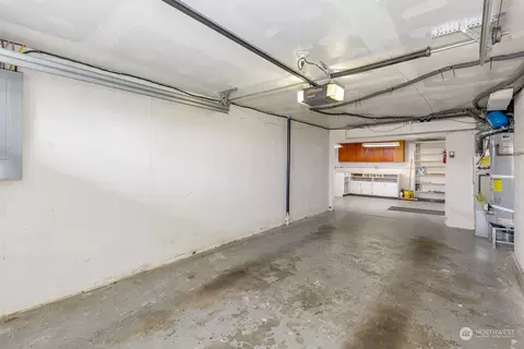 Exterior - 714 33rd St, Everett, WA 98201 photo 3 of 8