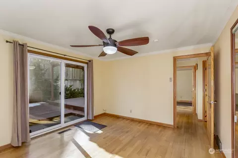 Bedroom - 714 33rd St, Everett, WA 98201 photo 2 of 3