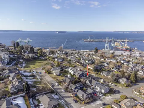 View/Area - 714 33rd St, Everett, WA 98201 photo 2 of 3