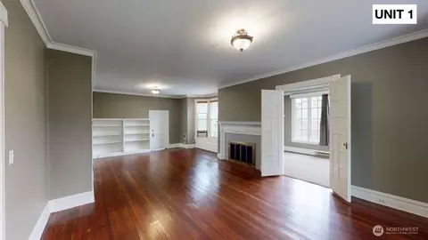 Living - 309 E Birch St, Walla Walla, WA 99362 photo 2 of 3