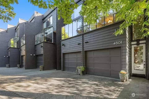4501 NE 55th St, Seattle, WA 98105