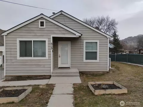 313 Orchard Ave, Elmer City, WA 99124