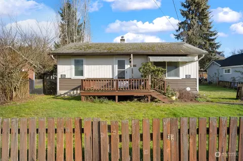 12224 49th Ave S, Tukwila, WA 98178