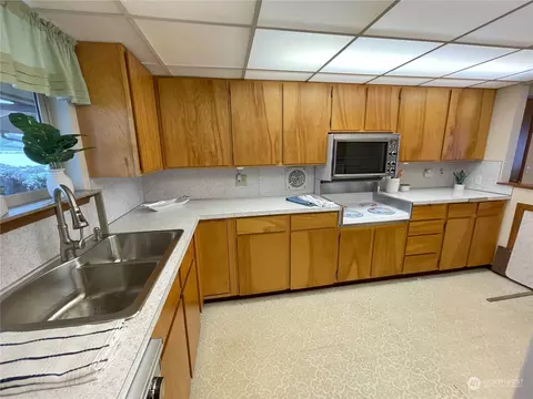 1301 S Third Ave #7B, Sequim, WA 98382 photo 9