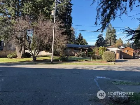 18625 103 Ave NE, Bothell, WA 98011