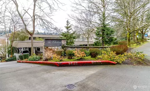 2940 76th Ave SE #B301, Mercer Island, WA 98040