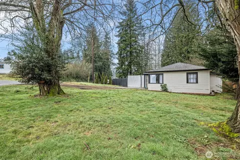 Exterior - 6310 Berkshire Dr, Everett, WA 98203 photo 2 of 6