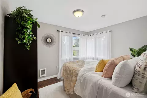 Bedroom - 6310 Berkshire Dr, Everett, WA 98203 photo 1 of 1