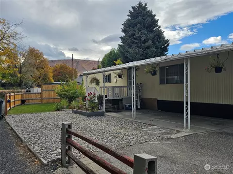 211 Pace Dr # 22, East Wenatchee, WA 98802