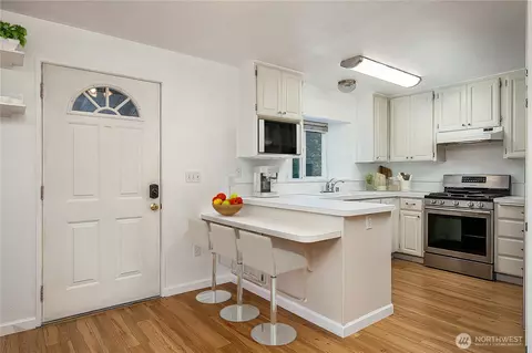 Kitchen - 7713 Lower Ridge Rd, Everett, WA 98203 photo 3 of 3