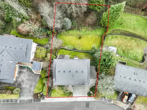 View/Area - 7713 Lower Ridge Rd, Everett, WA 98203 photo 2 of 3