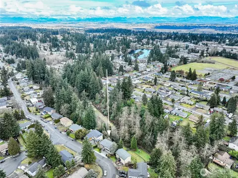 View/Area - 7713 Lower Ridge Rd, Everett, WA 98203 photo 3 of 3