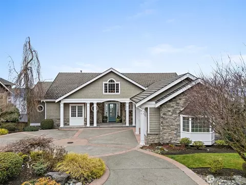 2315 Sunnyside Heights Dr, Steilacoom, WA 98388