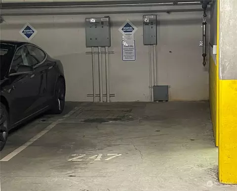 2600 2nd Ave #P247, Seattle, WA 98121