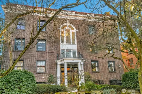 1120 17th Ave #201, Seattle, WA 98122