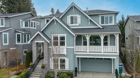 17270 NE 116th Way, Redmond, WA 98052
