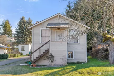 11920 11th Pl SW, Seattle, WA 98146