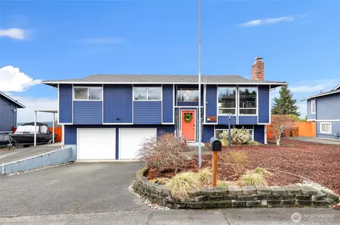 2421 N Narrows Dr, Tacoma, WA 98406