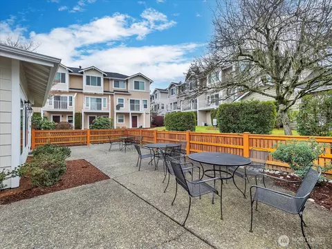 11845 NE 162nd Ln, Bothell, WA 98011 photo 29
