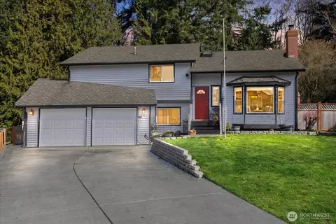 5317 101st St SW, Mukilteo, WA 98275