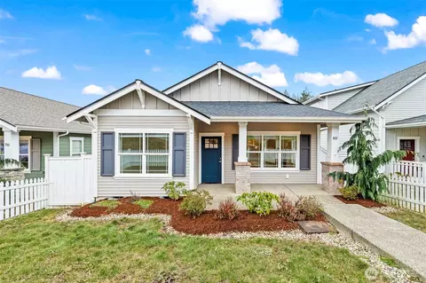 80 E Compass Ln, Allyn, WA 98524