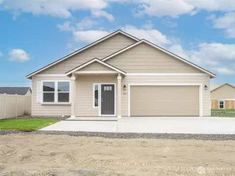 207 W Newfield Pl, Moses Lake, WA 98837