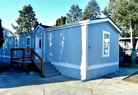 2392 Douglas Rd #38, Ferndale, WA 98248