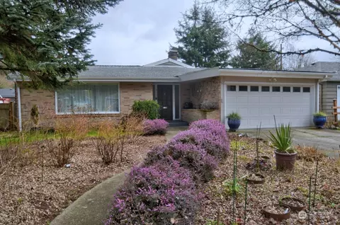 3120 Hoadly St SE, Olympia, WA 98501