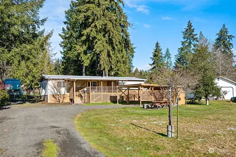 811 SE Crescent Dr, Shelton, WA 98584