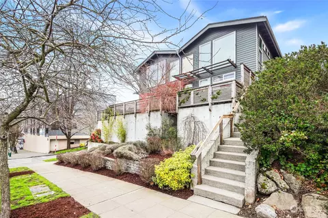4115 SW Edmunds St, Seattle, WA 98116