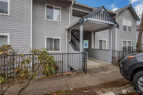 33020 10th Ave SW #C103, Federal Way, WA 98023