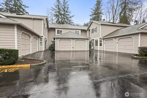 7113 171st Ln NE, Kenmore, WA 98028