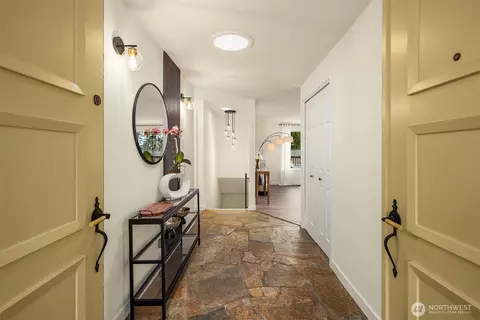 Entry Way - 20034 106th Ave NE, Bothell, WA 98011 photo 1 of 1