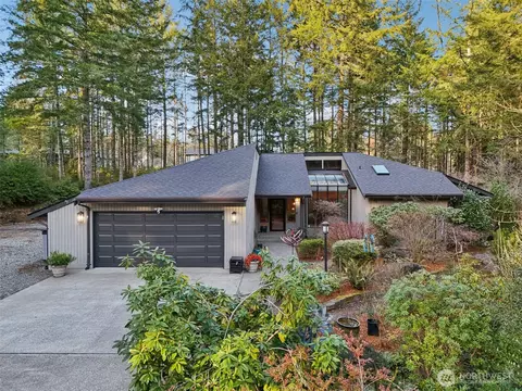 6311 76th Av Ct NW, Gig Harbor, WA 98335