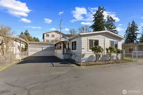 10613 18th Ave S #22, Tacoma, WA 98444