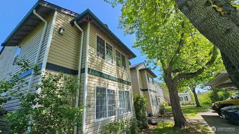 617 W Horton Way #207, Bellingham, WA 98226