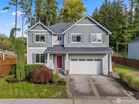 4222 Goldcrest Dr NW, Olympia, WA 98502